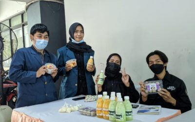 Tumbuhkan Jiwa Wirausaha KSTP FPP UNDIP Promosikan Susu Pasteurisasi di Bazar Kantor Gubernur Jawa Tengah