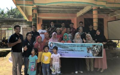 The Team From the Department of Animal Husbandry, Faculty of Animal Husbandry and Agriculture UNDIP Provide Assistance on the Prevention and Control of Mouth and Nail Diseases.